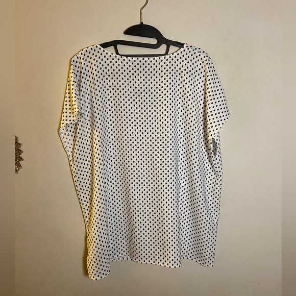 Hilary Radley blouse, V-neck - Picture 2 of 6